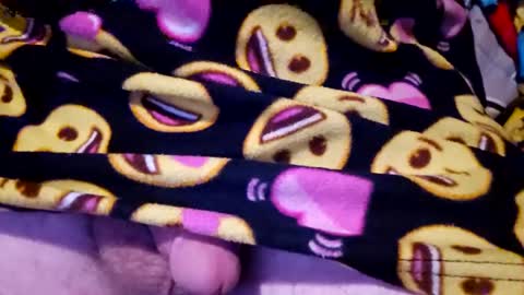 itissnowing online show from 01.01.25