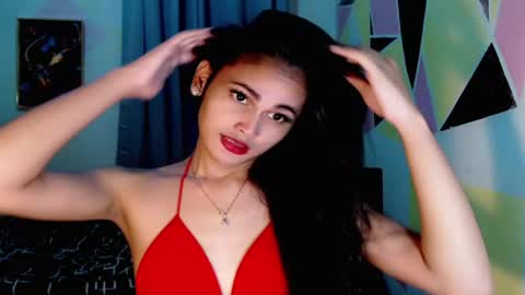 Snapshot of its_mirabel chatting on 06.02.26 MIRABEL online show from 06.02.26