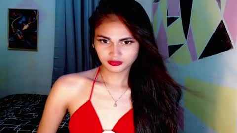 Snapshot of its_mirabel chatting on 06.04.26 MIRABEL online show from 06.04.26