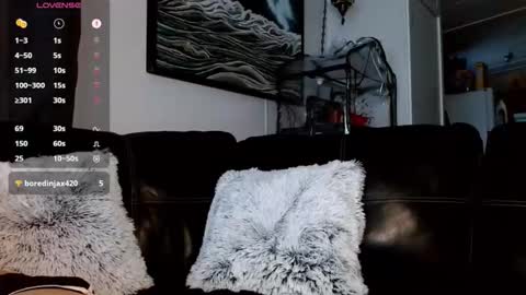 Pixie online show from 04.22.26