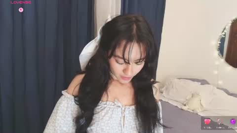 Snapshot of itsliaa chatting on 06.19.26 LIA online show from 06.19.26