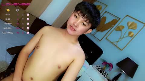 Snapshot of itsme_berniexx chatting on 02.15.25 ask me online show from 02.15.25