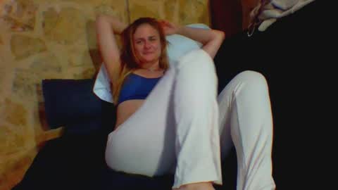 Snapshot of itsmekrissy chatting on 04.02.26 itsmekrissy online show from 04.02.26