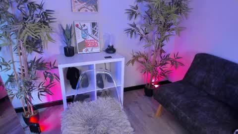 itsmroom online show from 04.01.26