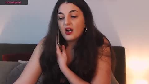 Snapshot of itsyourlady chatting on 12.08.24 Melissa Khaan online show from 12.08.24