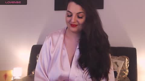 Snapshot of itsyourlady chatting on 01.09.25 Melissa Khaan online show from 01.09.25