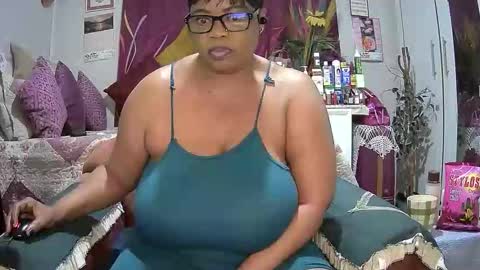 itumeleng74 online show from 09.09.25