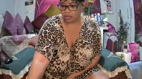 itumeleng74 online show from 09.23.25