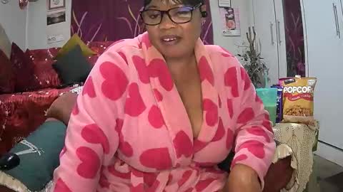 itumeleng74 online show from 10.04.25