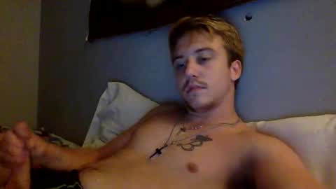 itxlowhoe479 online show from 10.27.25