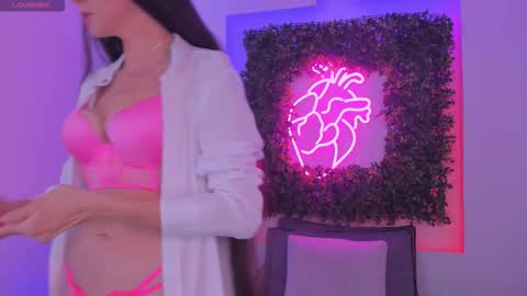 Itzel  online show from 02.10.26