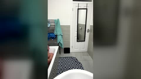 Snapshot of iuri1990 chatting on 02.15.26 iuri1990 online show from 02.15.26