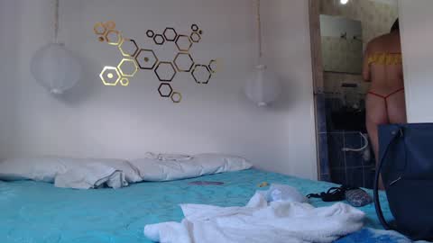 Snapshot of ivana_rose chatting on 02.03.25 Adris online show from 02.03.25