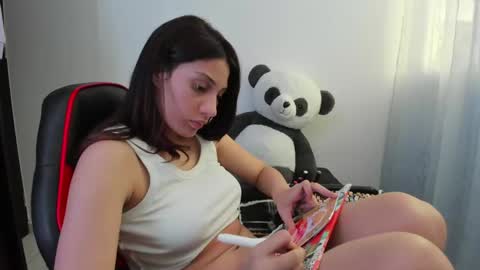 Snapshot of ivanna_essis chatting on 02.06.25 ivanna_essis online show from 02.06.25