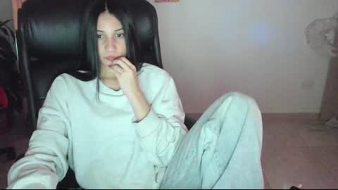 ivanna_essis online show from 01.10.26