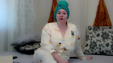 IrennaSplash online show from 01.15.25