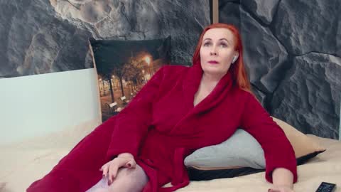 IrennaSplash online show from 11.27.25