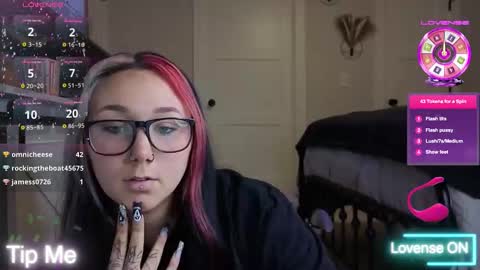 Snapshot of iveyjade33 chatting on 10.13.25 ivey jade online show from 10.13.25