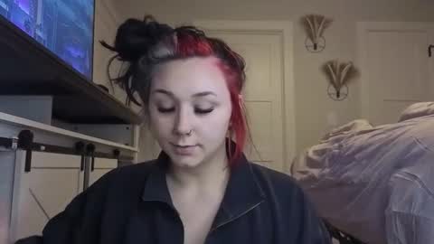 Snapshot of iveyjade33 chatting on 11.15.25 ivey jade online show from 11.15.25