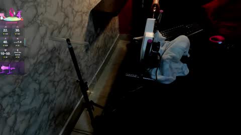 Ivis  online show from 12.15.25