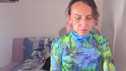 IVONNE online show from 01.14.26