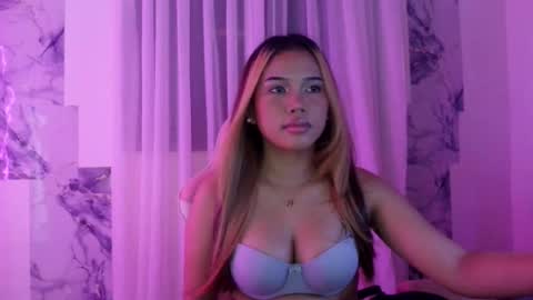 Snapshot of ivory_babe chatting on 06.22.26 ivory_babe online show from 06.22.26