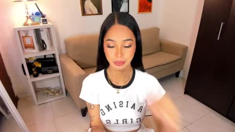 kirstenelsie online show from 03.03.25