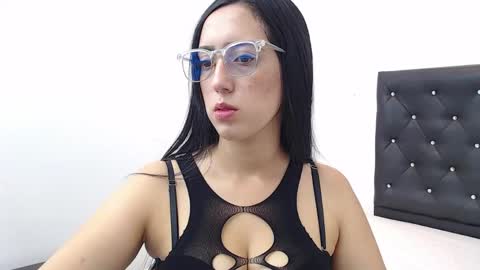 ivorynoir online show from 06.01.26