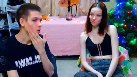 Snapshot of ivy__lester chatting on 12.12.24 Ivy and Lester online show from 12.12.24