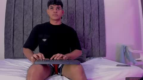 Snapshot of ivy_and_joseph chatting on 02.28.25 ivy_and_joseph online show from 02.28.25