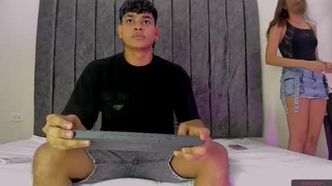 Snapshot of ivy_and_joseph chatting on 03.02.25 ivy_and_joseph online show from 03.02.25