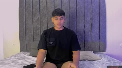 Snapshot of ivy_and_joseph chatting on 03.07.25 ivy_and_joseph online show from 03.07.25