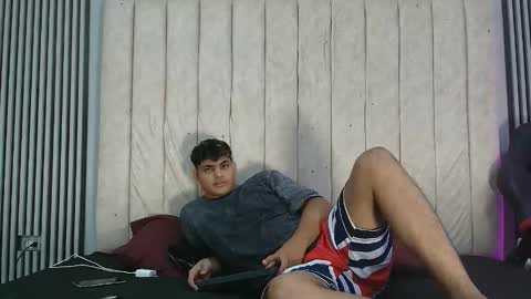 Snapshot of ivy_and_joseph chatting on 09.28.25 ivy_and_joseph online show from 09.28.25