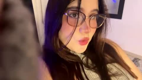 I V Y online show from 07.22.26
