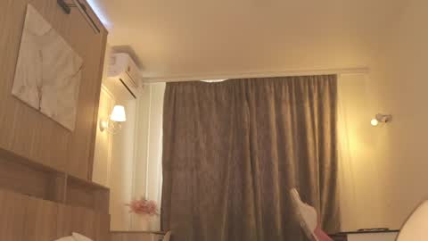 Ivy online show from 04.17.26