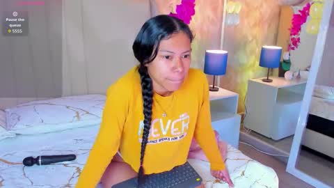 Ivy  online show from 11.16.25