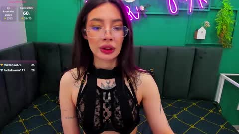 Snapshot of ivydainty chatting on 05.26.26 Ivy online show from 05.26.26