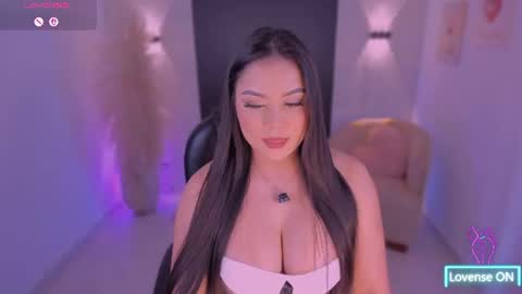 Snapshot of ivyjonesx chatting on 07.28.26 Ivy online show from 07.28.26