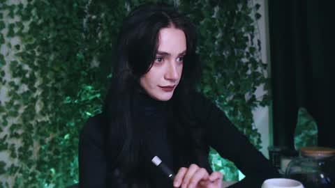 Snapshot of ivyjonson chatting on 01.09.25 Miss Ivy online show from 01.09.25