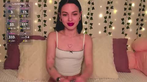 Snapshot of ivymellow chatting on 03.12.26 Ivy online show from 03.12.26