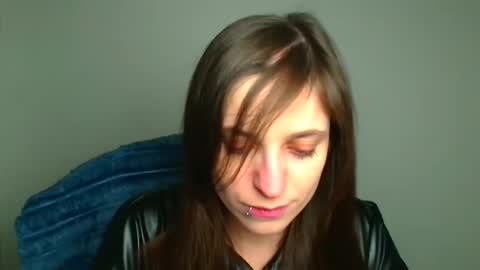 Ivy online show from 04.03.26