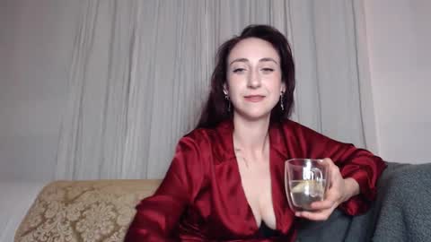 Snapshot of ivyrosiex chatting on 10.11.25 Ivy Rosie online show from 10.11.25