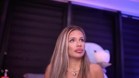 IvyRowa online show from 02.23.25