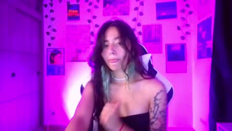 Ivy  online show from 04.17.26