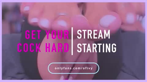 Snapshot of ivyswings chatting on 09.11.25 Ivy Swings online show from 09.11.25