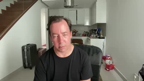 chat with me to find out online show from 03.14.26