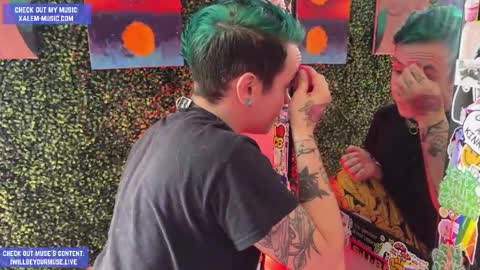 Muse hethey online show from 09.15.25