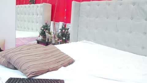 Maxim online show from 12.15.24