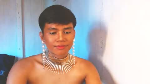 Snapshot of iya143 chatting on 10.16.25 iya143 online show from 10.16.25