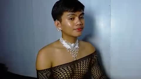 Snapshot of iya143 chatting on 11.26.25 iya143 online show from 11.26.25